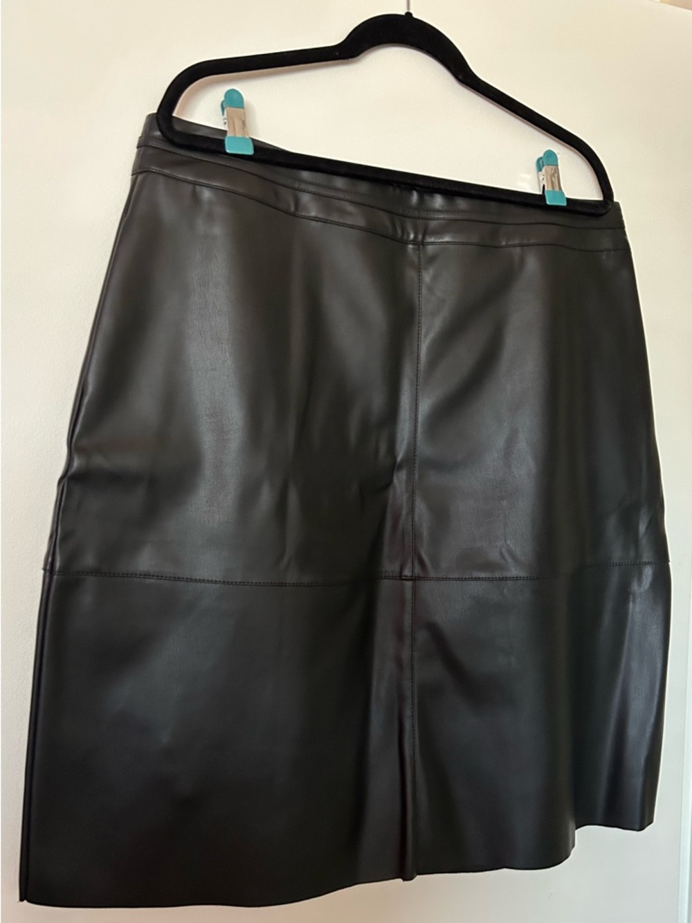 Universal Standard Black Faux Leather Skirt